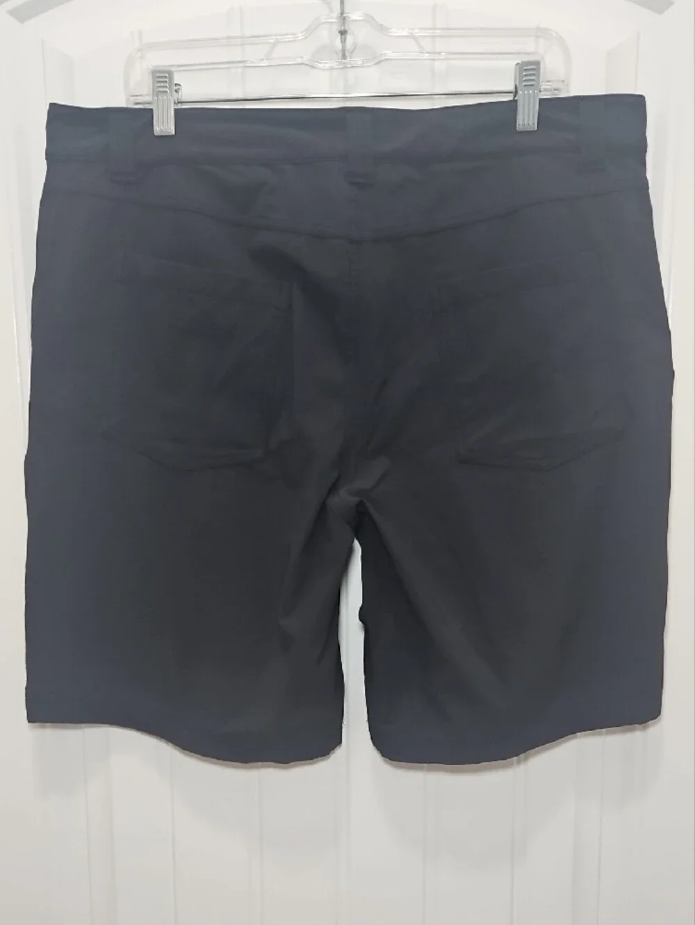 The North Face Black Performance Shorts Size 38 Men's Hiking Outdoor